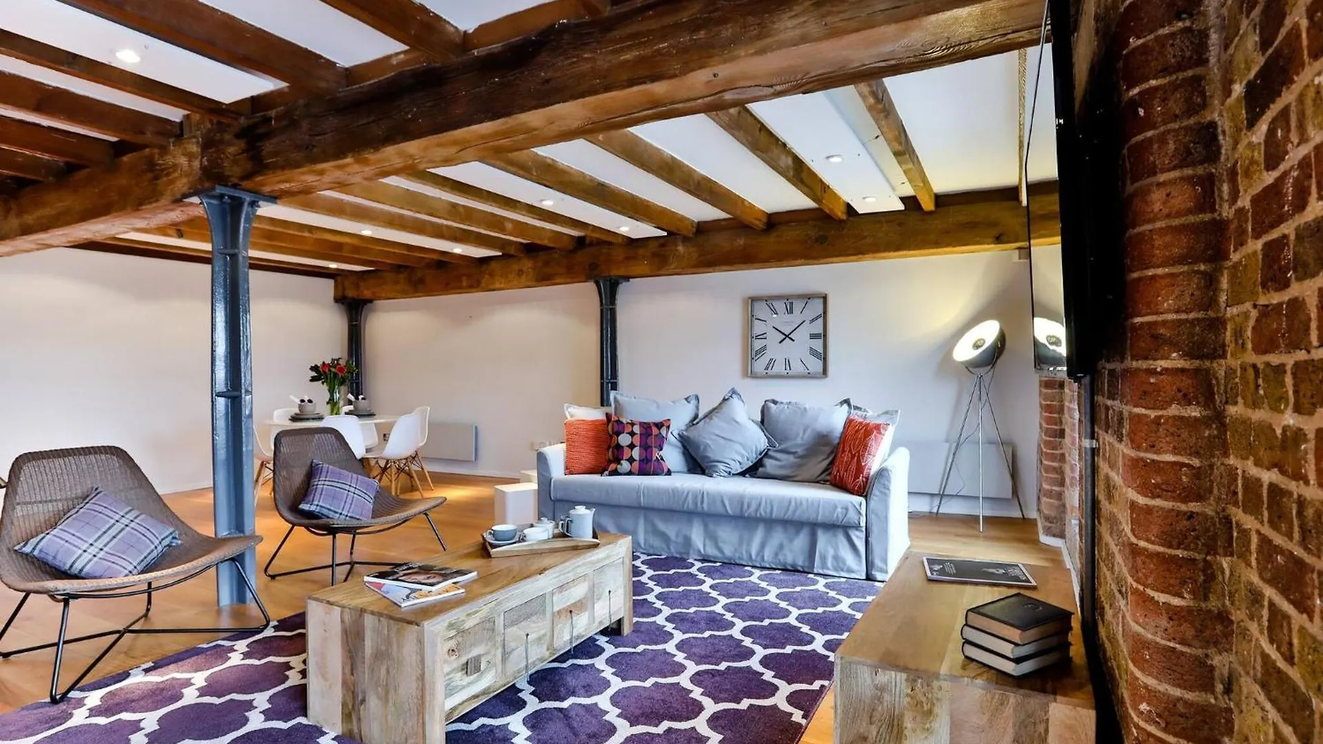 Wild Roses Serviced Apartments - Excel Warehouse 1 London United Kingdom