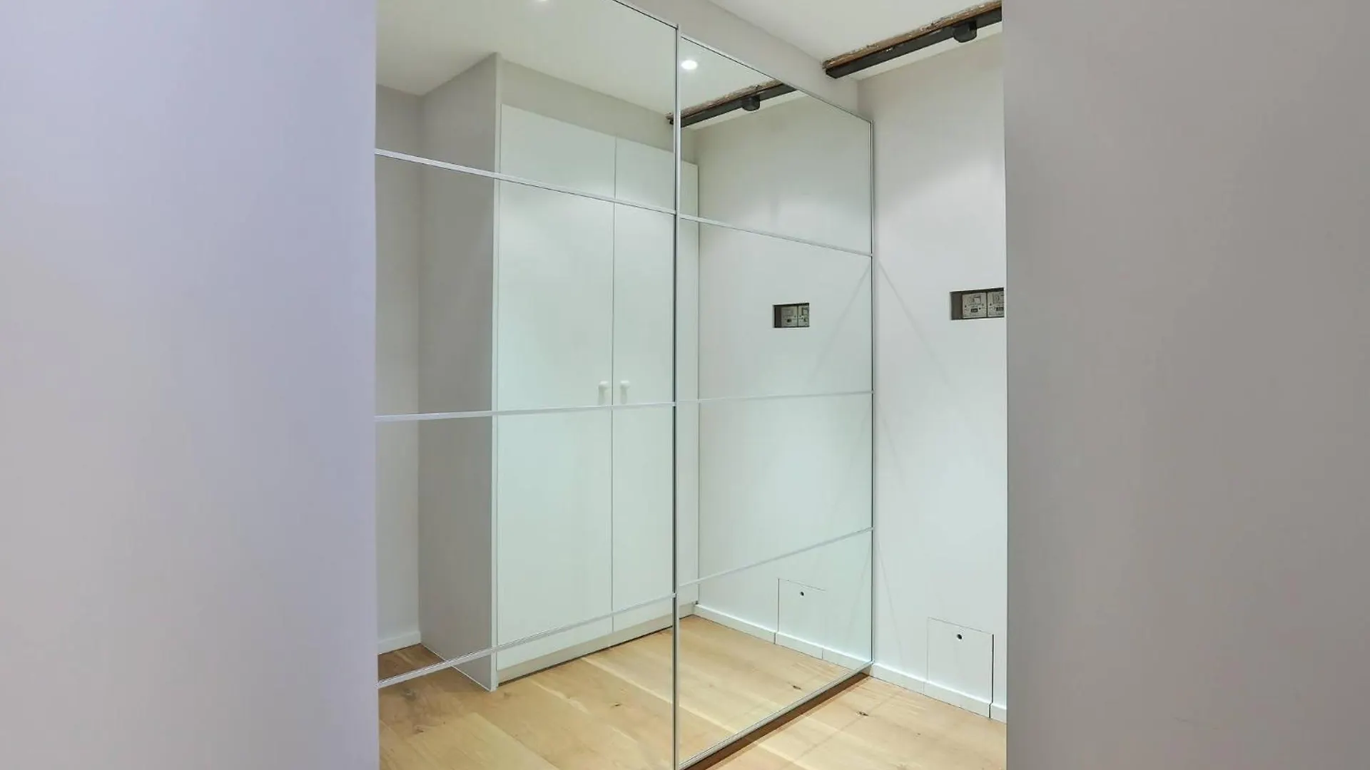 Wild Roses Serviced Apartments - Excel Warehouse 1 London 0*,  Egyesült Királyság